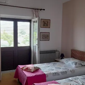 Family Tonko With King's Bed Matulji